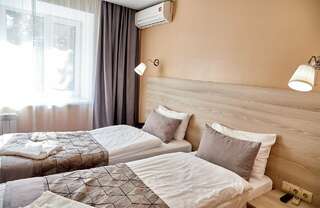 Гостиница Аврора Хабаровск Двухместный номер с 2 отдельными кроватями-1